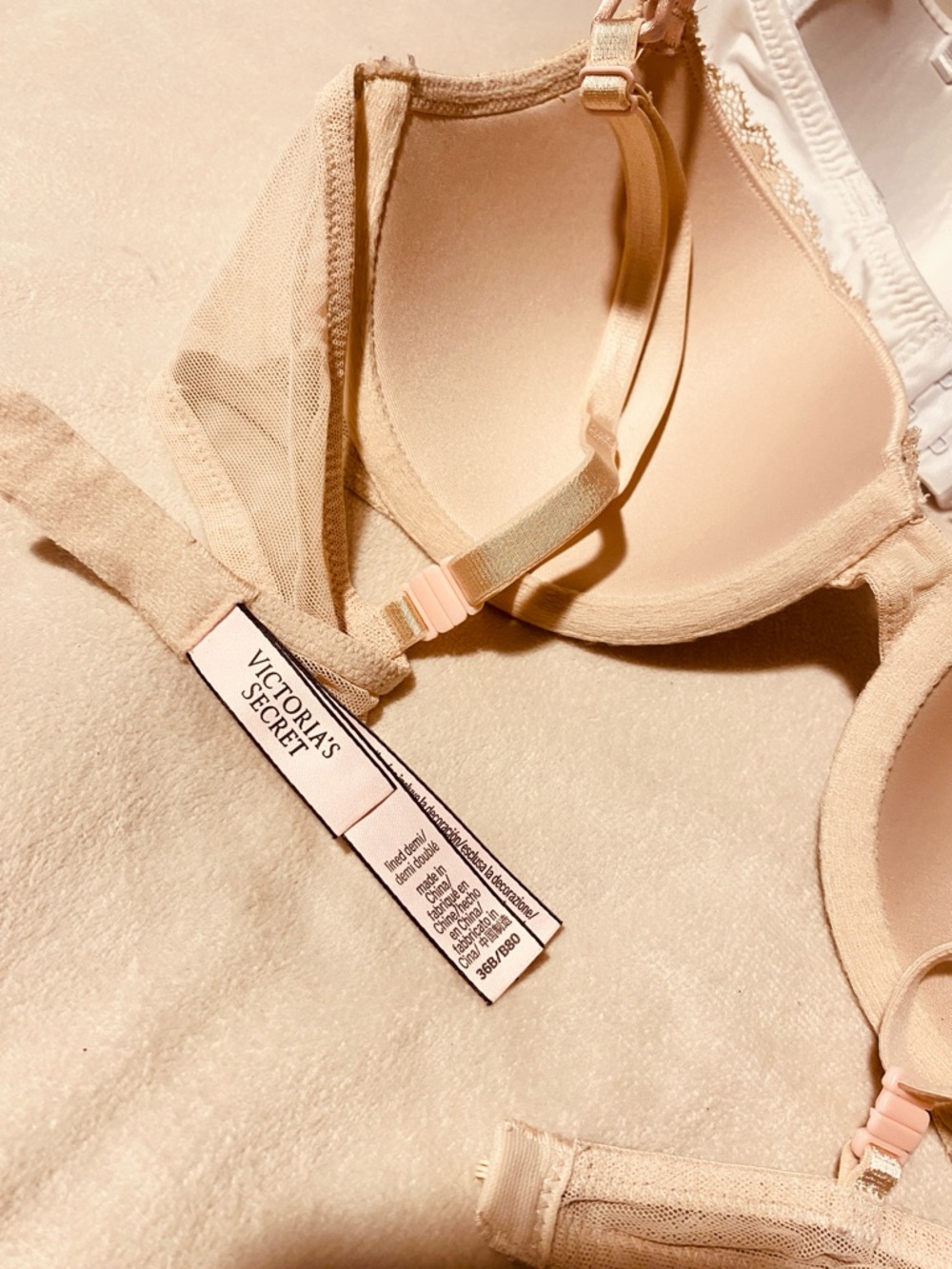 Victoria's Secret Bundle - Picture 6 of 12